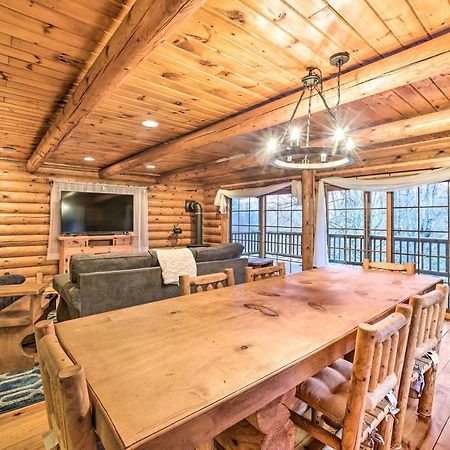 Spacious Cabin With Decks Near Saratoga Springs Middle Grove Buitenkant foto