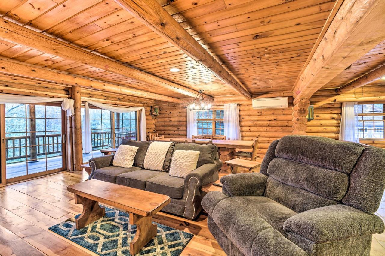 Spacious Cabin With Decks Near Saratoga Springs Middle Grove Buitenkant foto