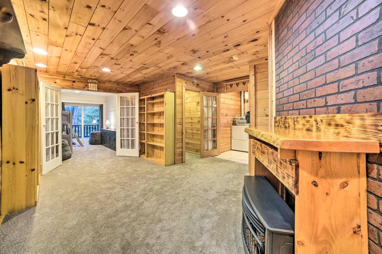 Spacious Cabin With Decks Near Saratoga Springs Middle Grove Buitenkant foto