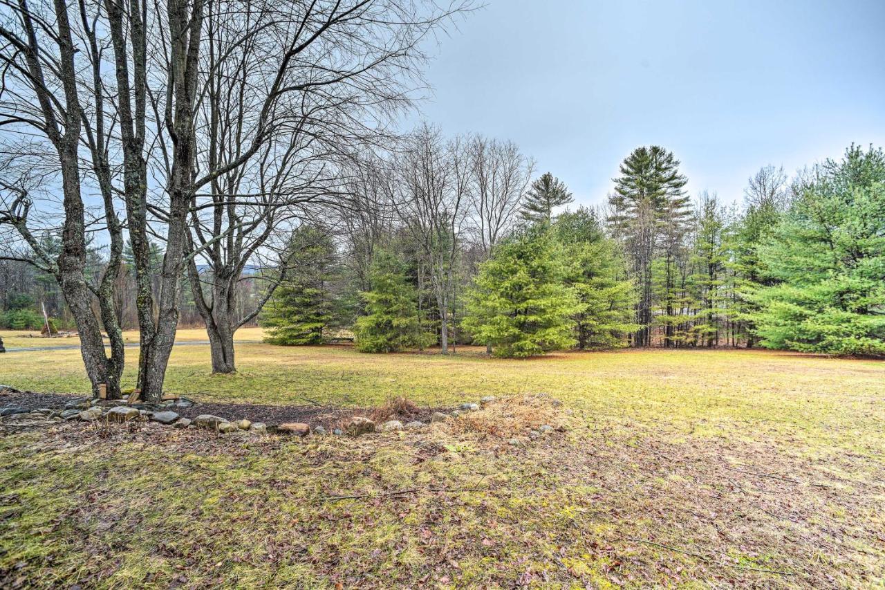 Spacious Cabin With Decks Near Saratoga Springs Middle Grove Buitenkant foto